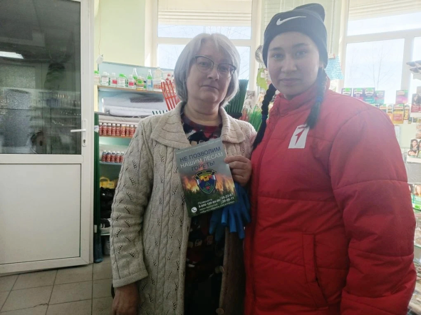 ​Юные волонтёры из Сретенска вышли на улицы, чтобы напомнить землякам о правилах пожарной безопасности